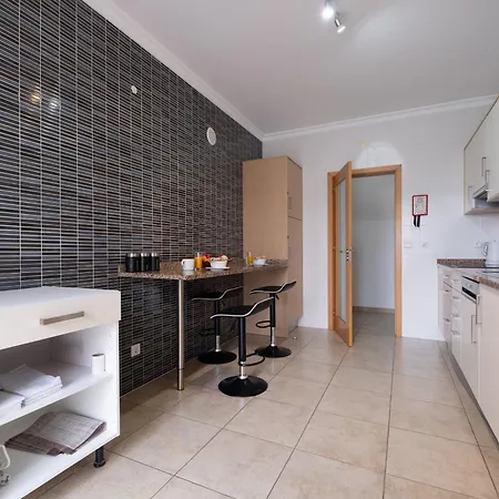 Pool View 3 Bed * Lagos