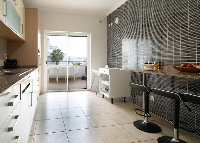 Pool View 3 Bed アパート ラゴス